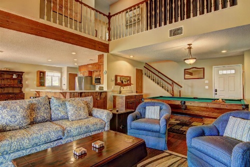 Blue Diamond Retreat Home image 12