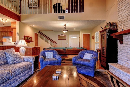 Blue Diamond Retreat Home image 15